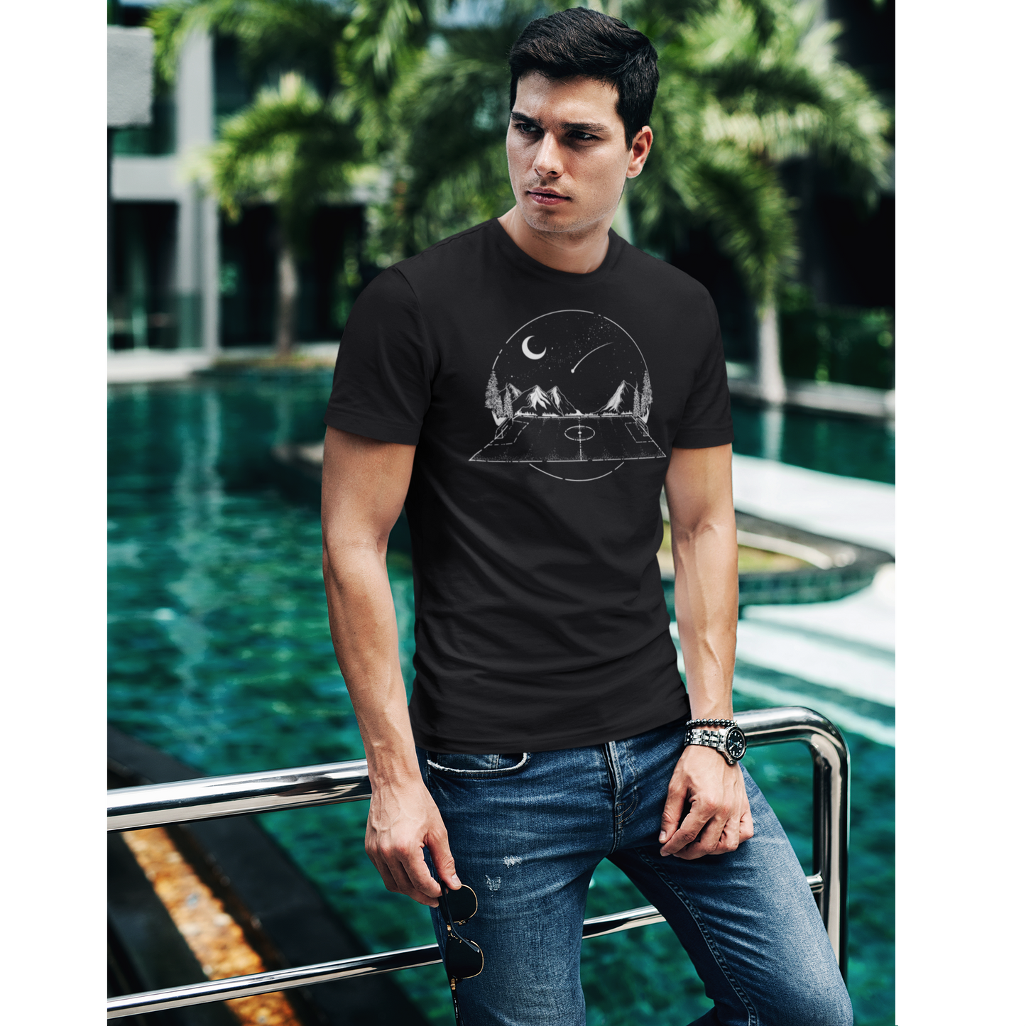 Fussballfeld bei Nacht - Shirt